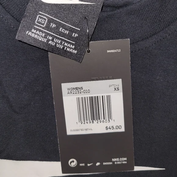 Nike Women’s Swoosh Graphic Tshirt Black Stretch Taped Slim Fit Size XS New - Picture 2 of 3
